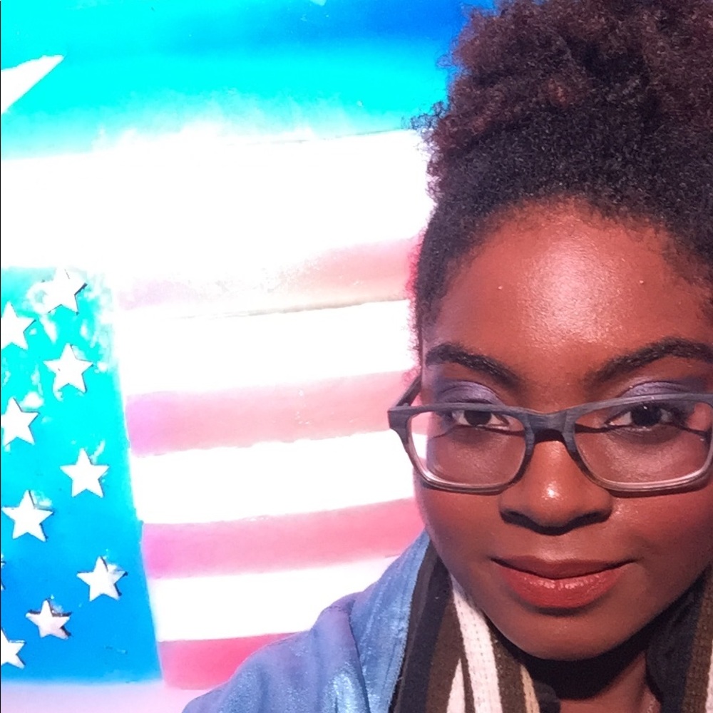 Meet your Posher, Nydia